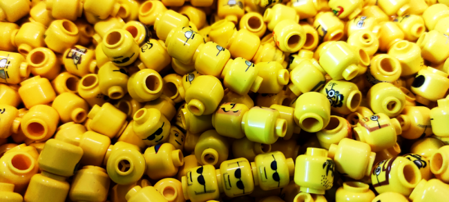 Lego hlavičky / Hrabárna kostek